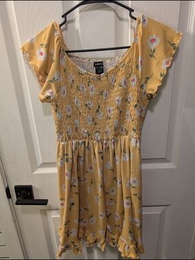 Zunie Yellow Floral Smocked Casual Dress